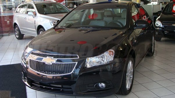 Chevrolet-Cruze-2012-02