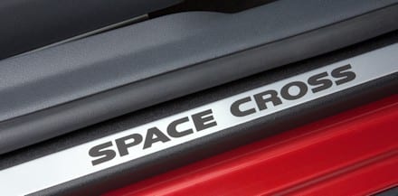 Volkswagen-Space-Cross-detalhe