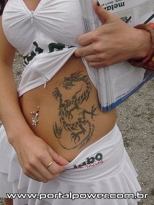 Tatuagens de dragão nas costas (23)